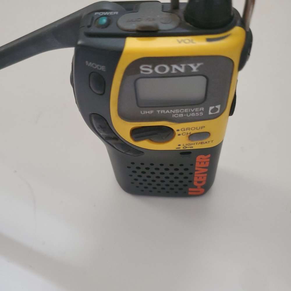 Sony Yellow UHF Transceiver ICB-U655